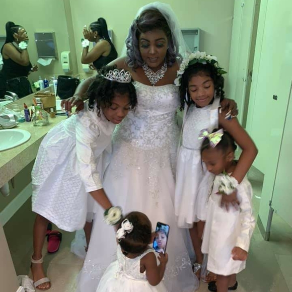 🤴🏿👸🏿WEDDING DRESS - Picture 2 of 4